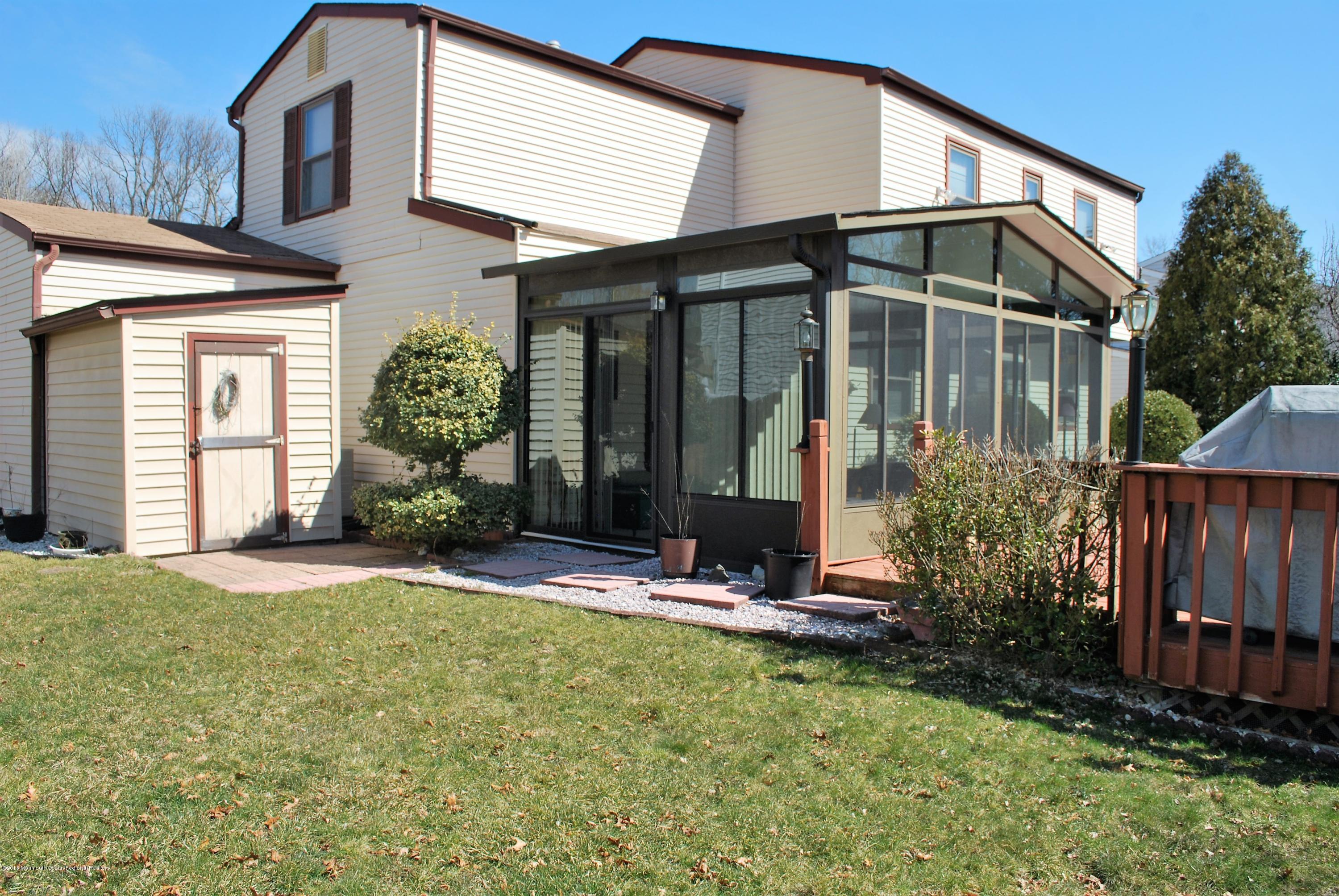 7 Remsen Drive Howell, NJ 07731 - Photo 20 of 23 DSC_0056