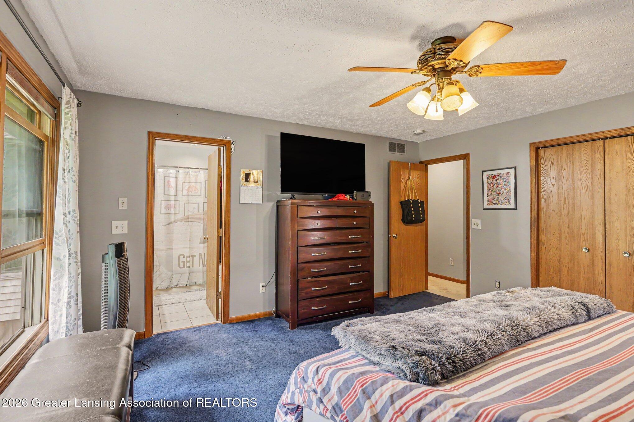 14112 Woodbury Road Haslett, MI 48840 - Photo 16 of 51 013_file_6490