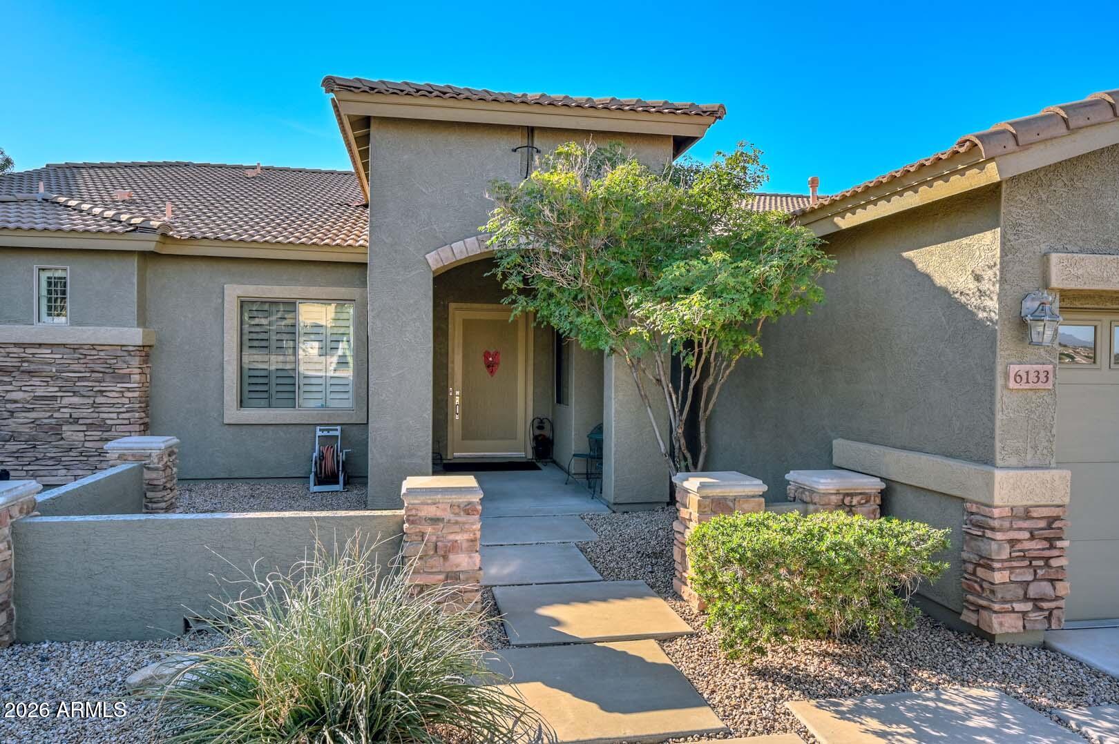 6133 West Fetlock Trail Phoenix, AZ 85083 - Photo 12 of 66 Entry