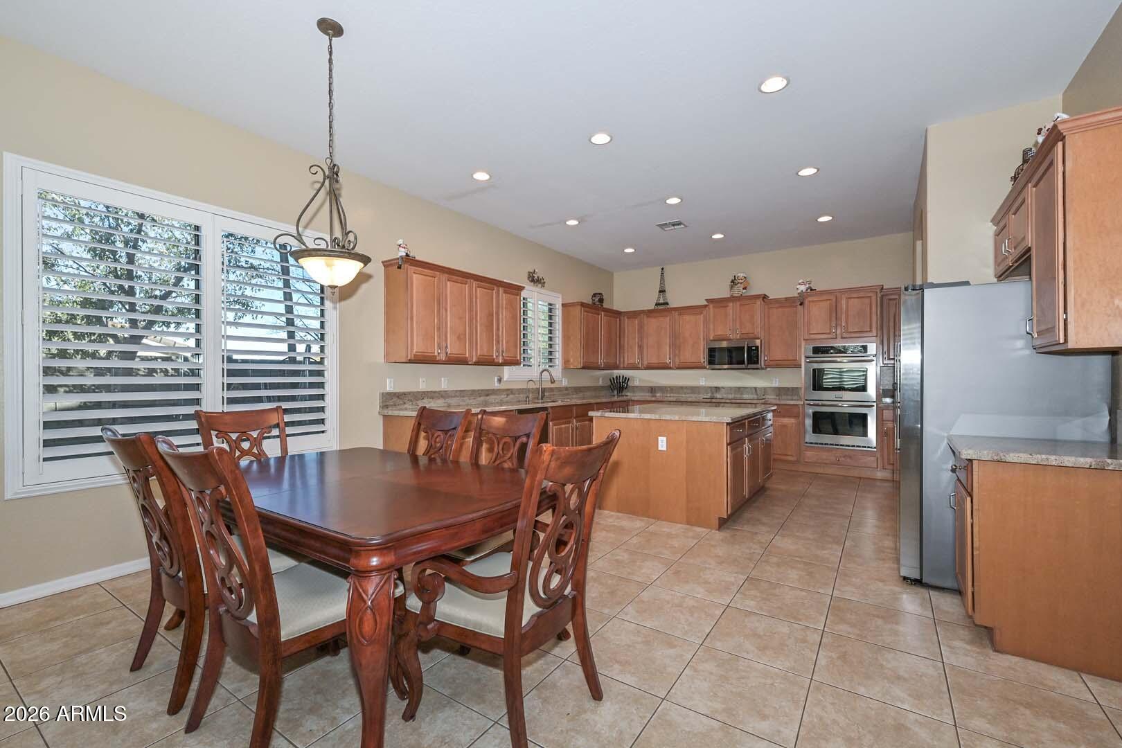 6133 West Fetlock Trail Phoenix, AZ 85083 - Photo 19 of 66 Kitchen