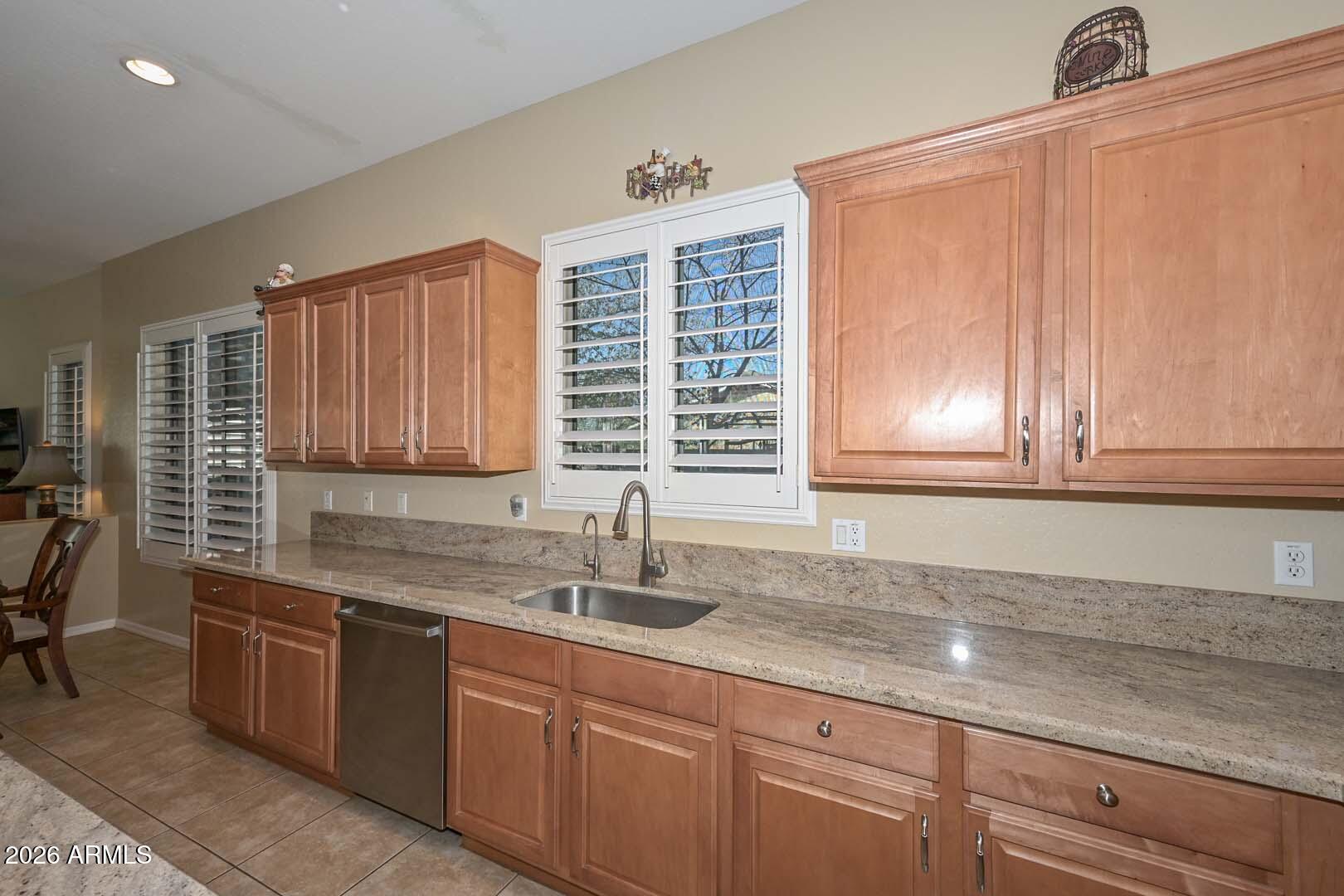 6133 West Fetlock Trail Phoenix, AZ 85083 - Photo 21 of 66 Kitchen3