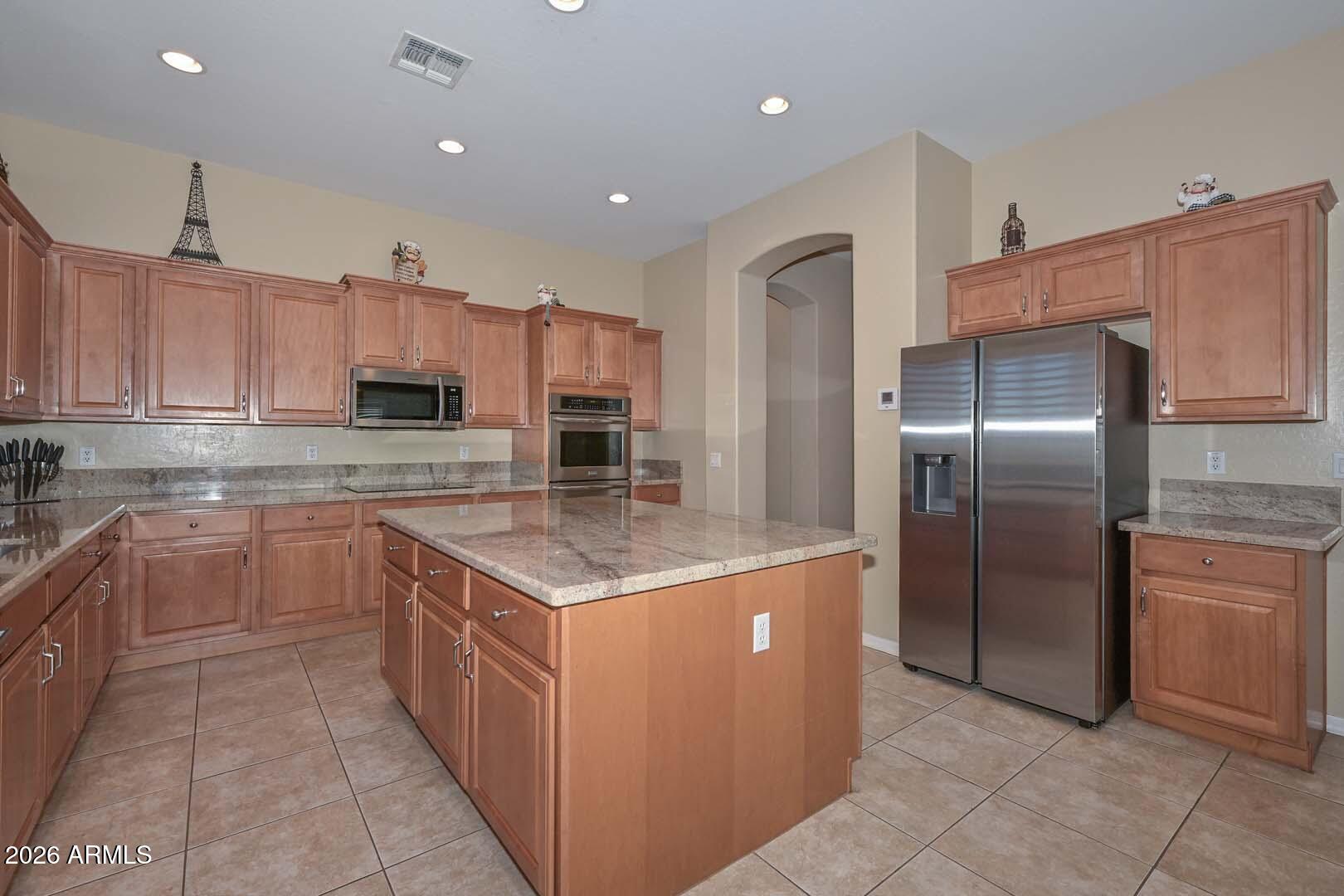 6133 West Fetlock Trail Phoenix, AZ 85083 - Photo 22 of 66 Kitchen4