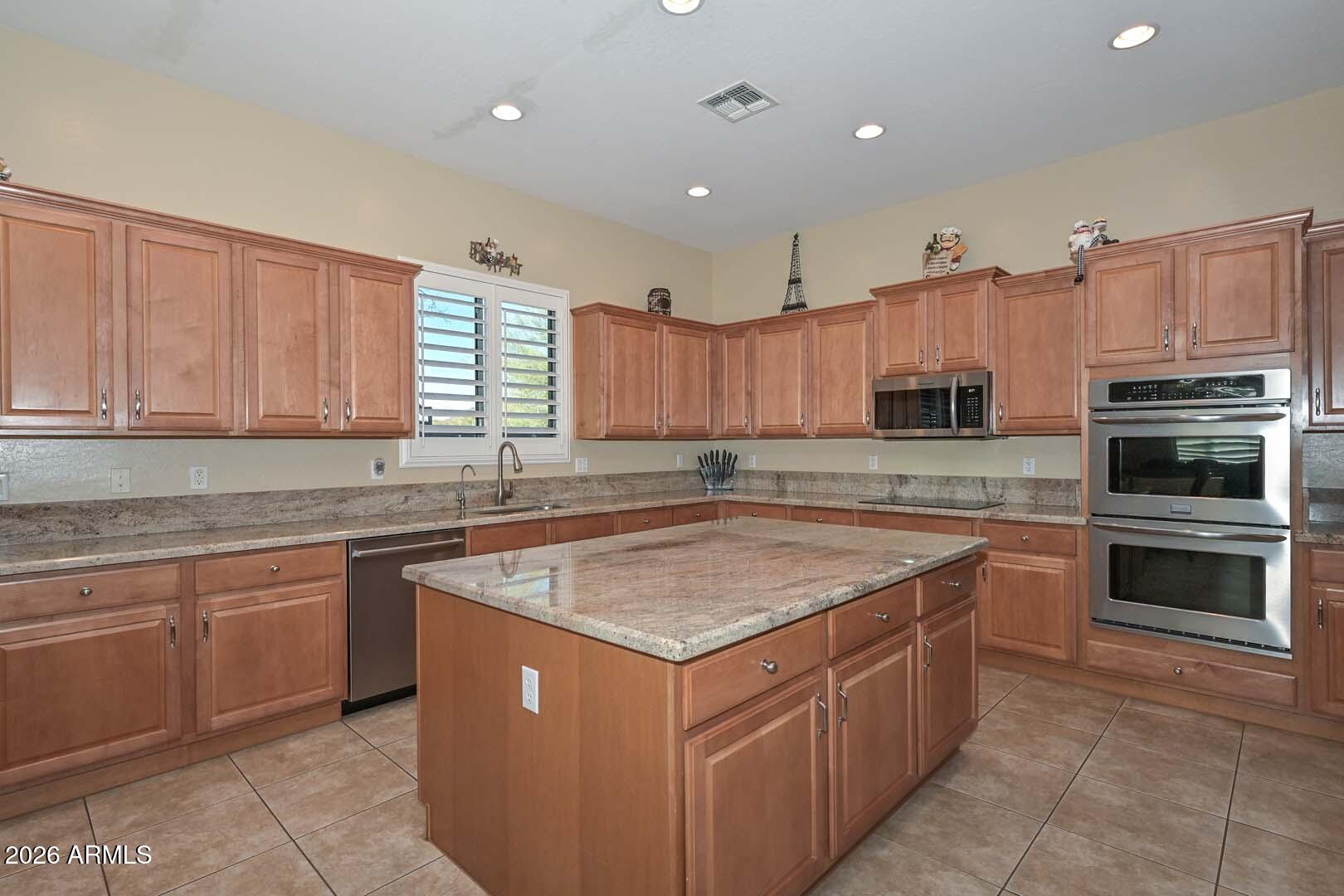 6133 West Fetlock Trail Phoenix, AZ 85083 - Photo 24 of 66 Kitchen-Island