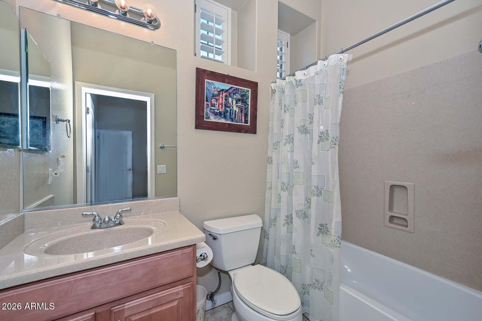 6133 West Fetlock Trail Phoenix, AZ 85083 - Photo 34 of 66 2nd Bath