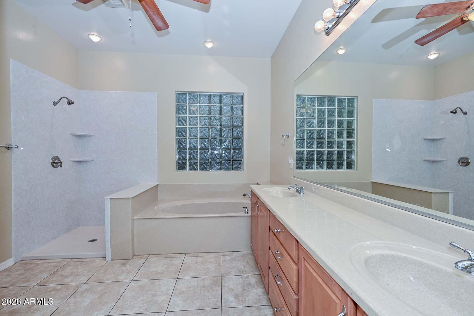 6133 West Fetlock Trail Phoenix, AZ 85083 - Photo 43 of 66 Primary Bath
