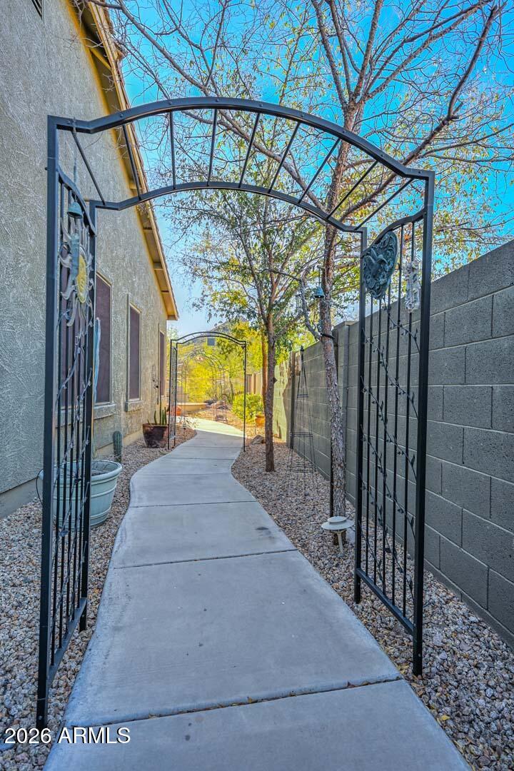 6133 West Fetlock Trail Phoenix, AZ 85083 - Photo 64 of 66 Side Yard