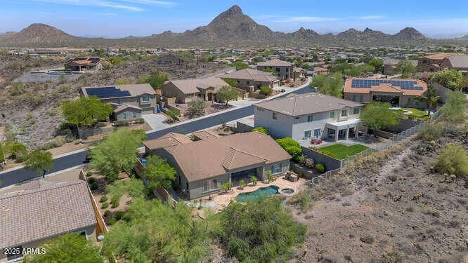 6133 West Fetlock Trail Phoenix, AZ 85083 - Photo 7 of 66 6133 W Fetlock Trail-small-032-008-6133