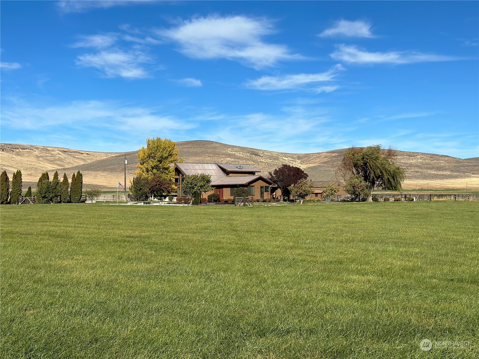 1460 Fox Road Ellensburg, WA 98926 - Photo 4 of 39 Gallery Image 4