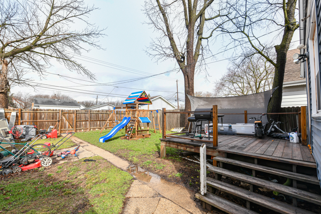 165 North 66th Street Milwaukee, WI 53213 - Photo 17 of 25 Photo 17