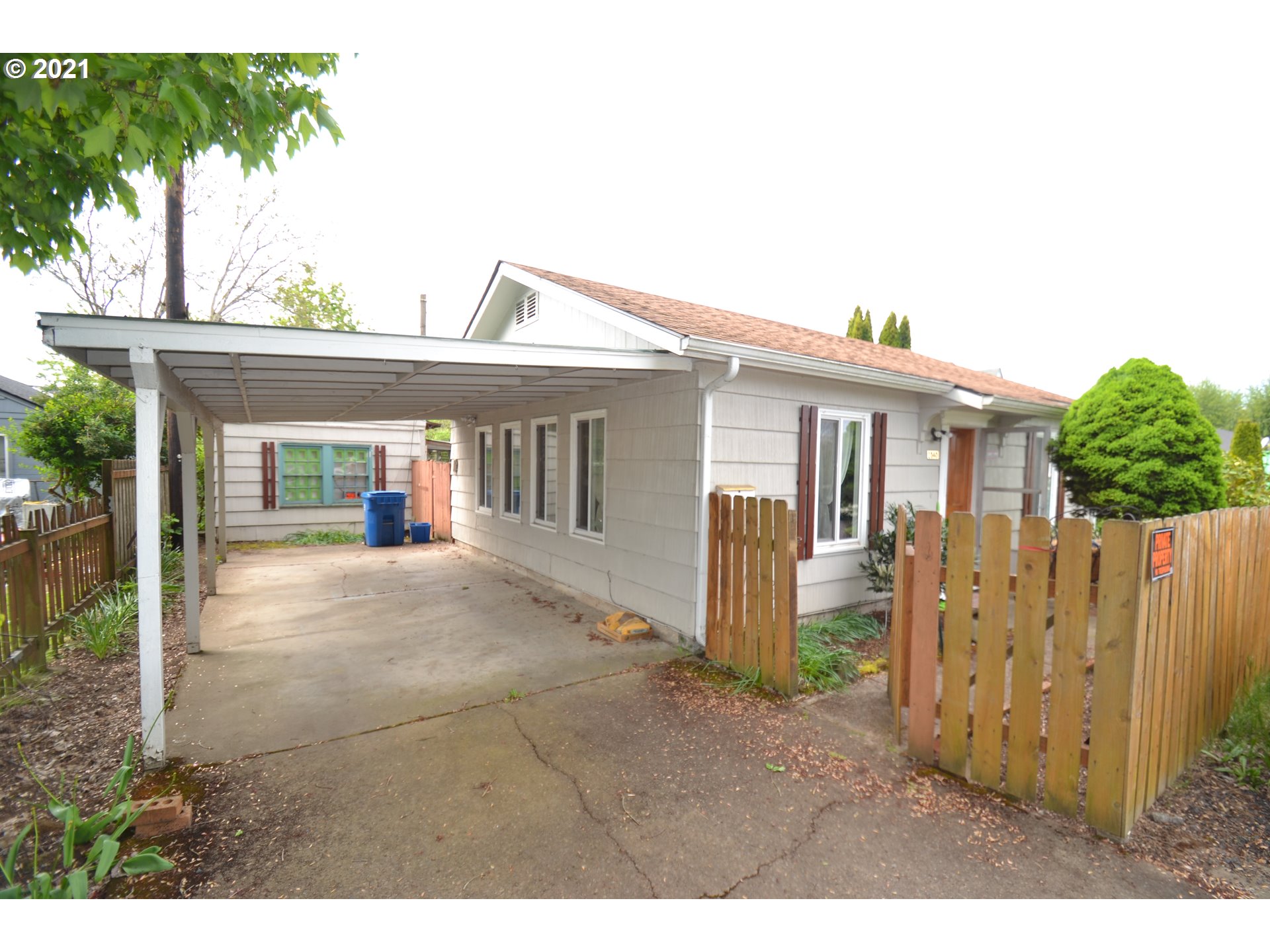 2040 Carleton Way Northeast Salem, OR 97301 - Photo 1 of 19 Gallery Image 1