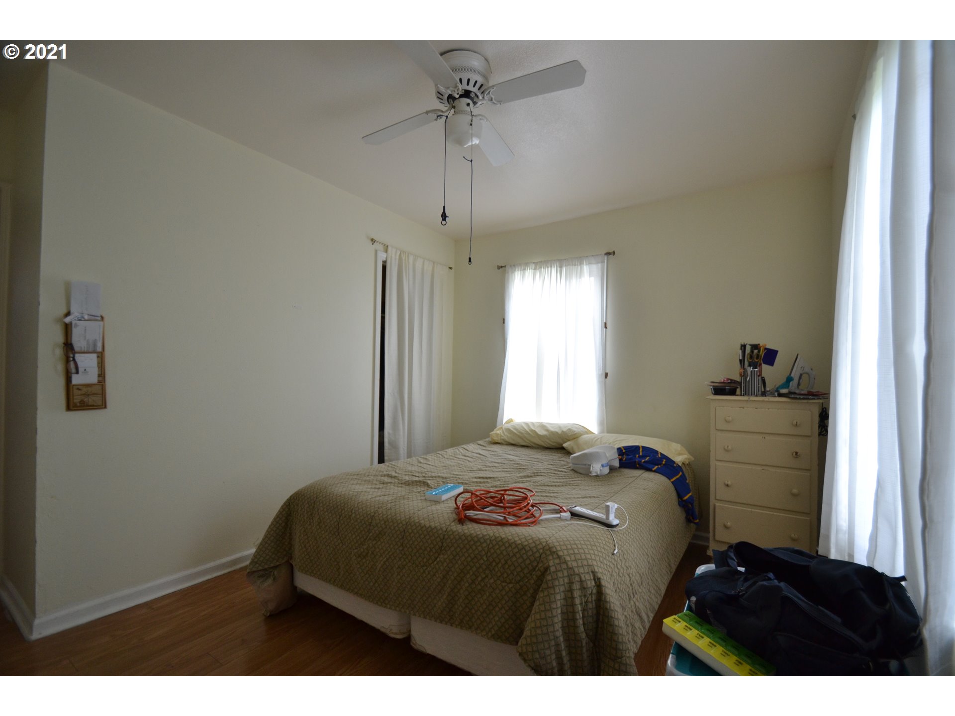 2040 Carleton Way Northeast Salem, OR 97301 - Photo 14 of 19 Gallery Image 14