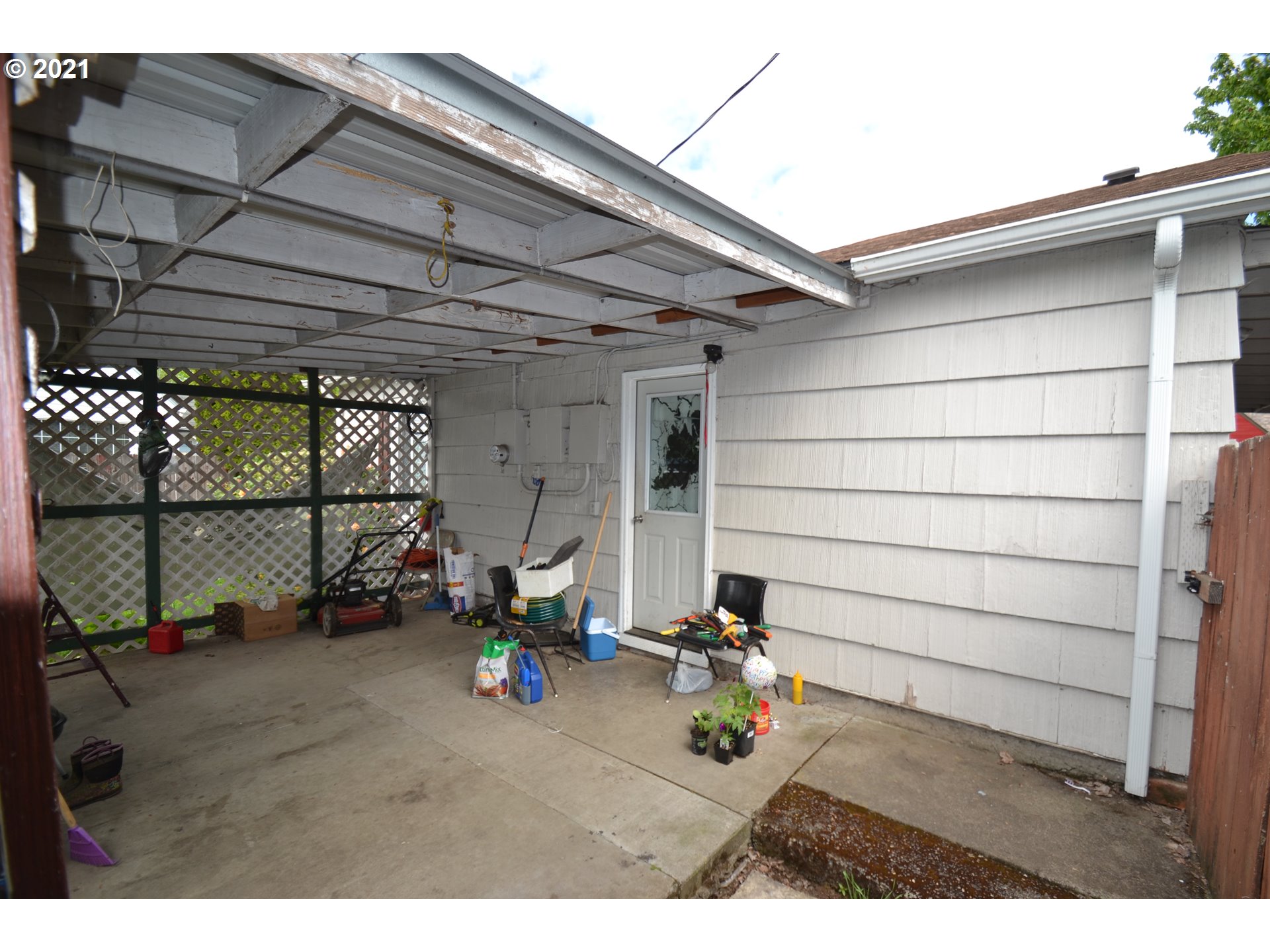 2040 Carleton Way Northeast Salem, OR 97301 - Photo 7 of 19 Gallery Image 7