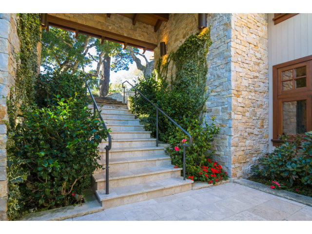 26041 Ridgewood Road Carmel, CA 93923 - Photo 4 of 25 Gallery Image 4