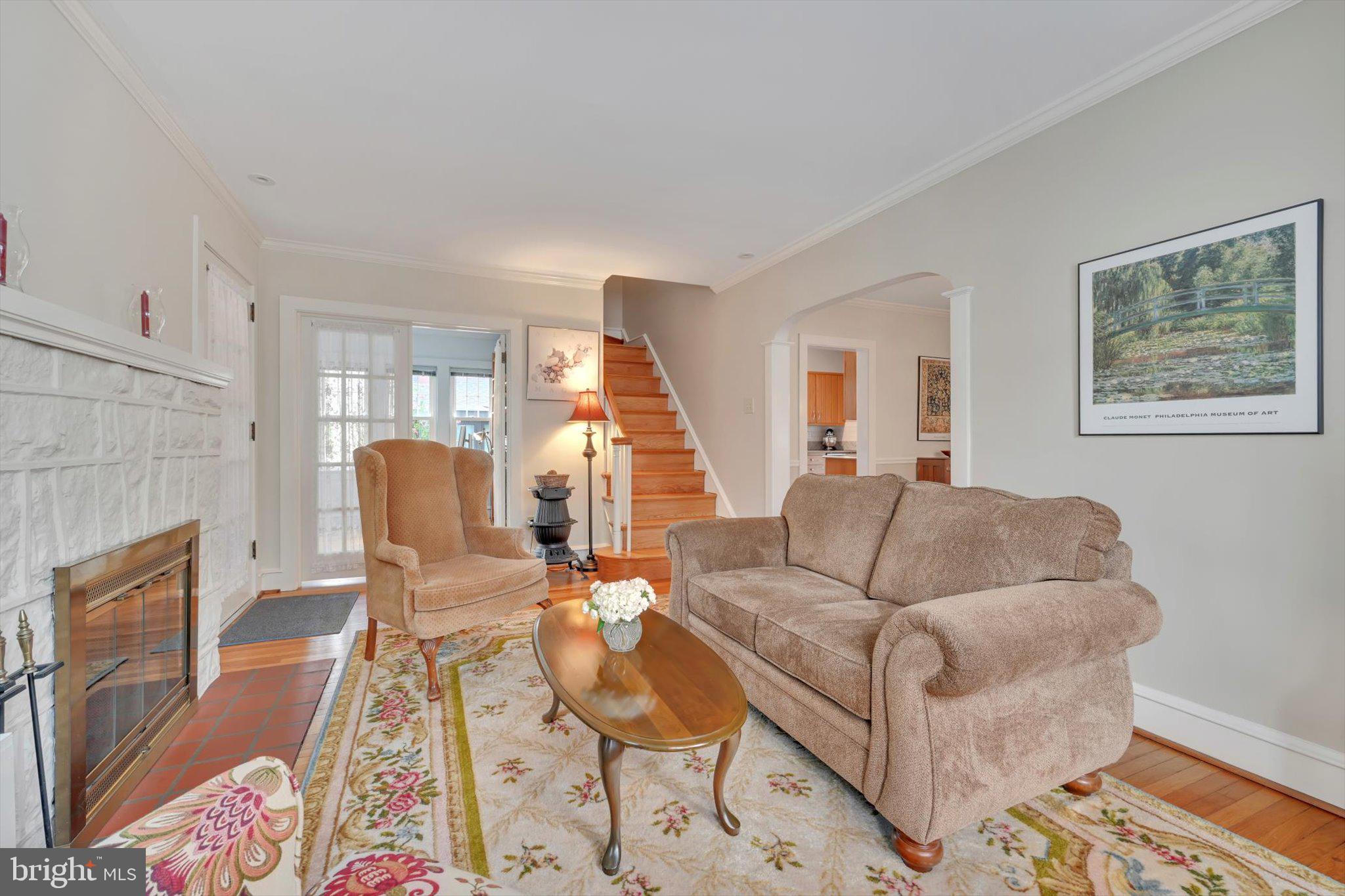 2616 Prescott Road Havertown, PA 19083 - Photo 5 of 31 Living Room