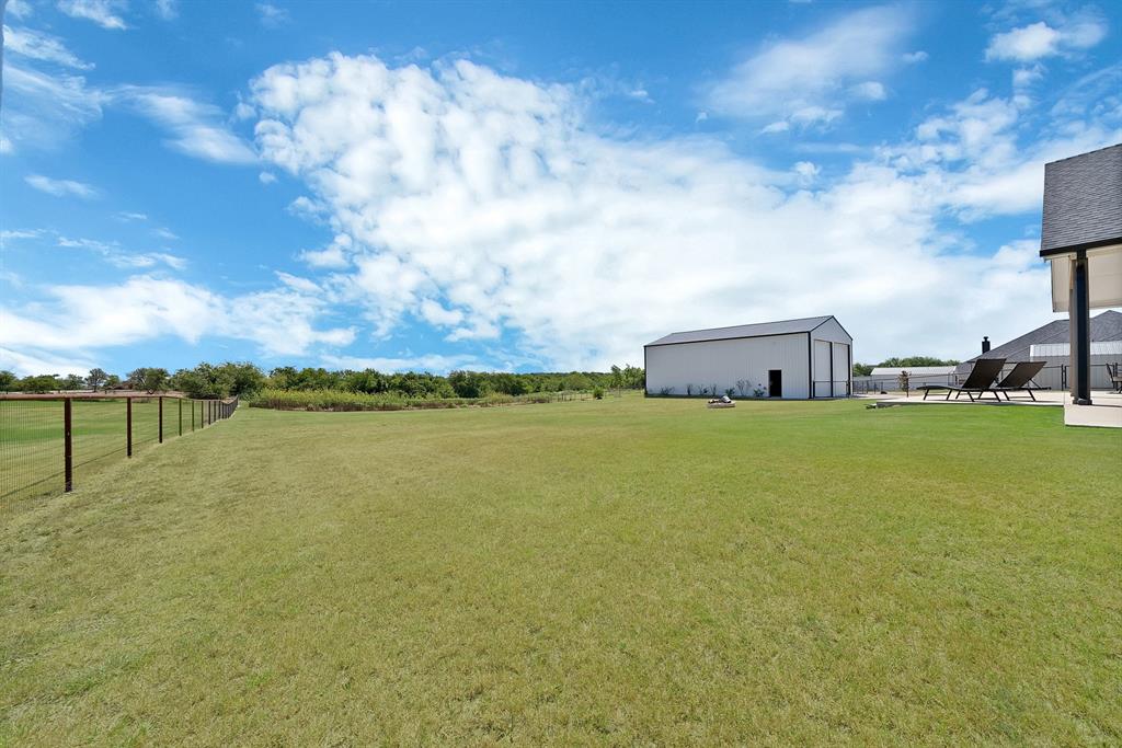 244 Harvard Lane Springtown, TX 76082 - Photo 32 of 37