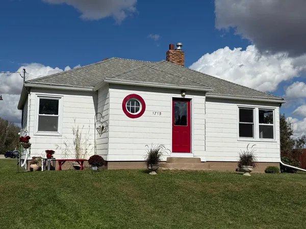 $189,900 | 1715 Southeast Marshall Street, Albert Lea, MN 56007