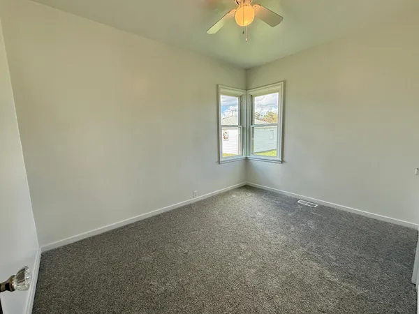 $189,900 | 1715 Southeast Marshall Street, Albert Lea, MN 56007