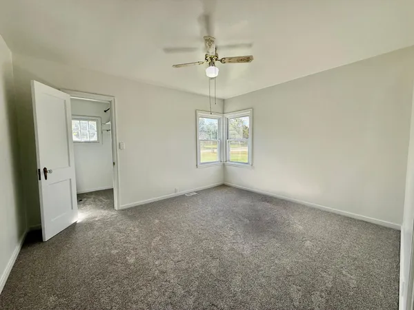 $189,900 | 1715 Southeast Marshall Street, Albert Lea, MN 56007