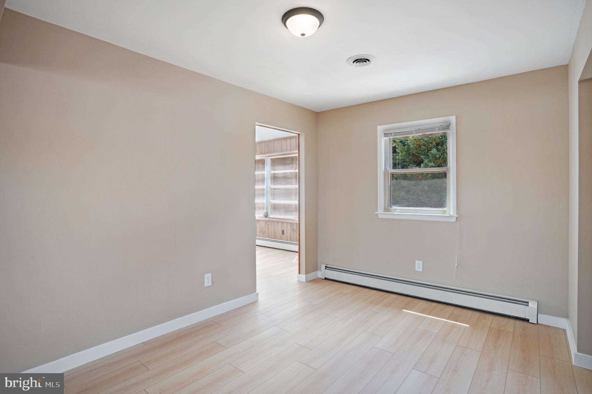 9 Norway Road Toms River, NJ 08757 - Photo 16 of 33 Dining room