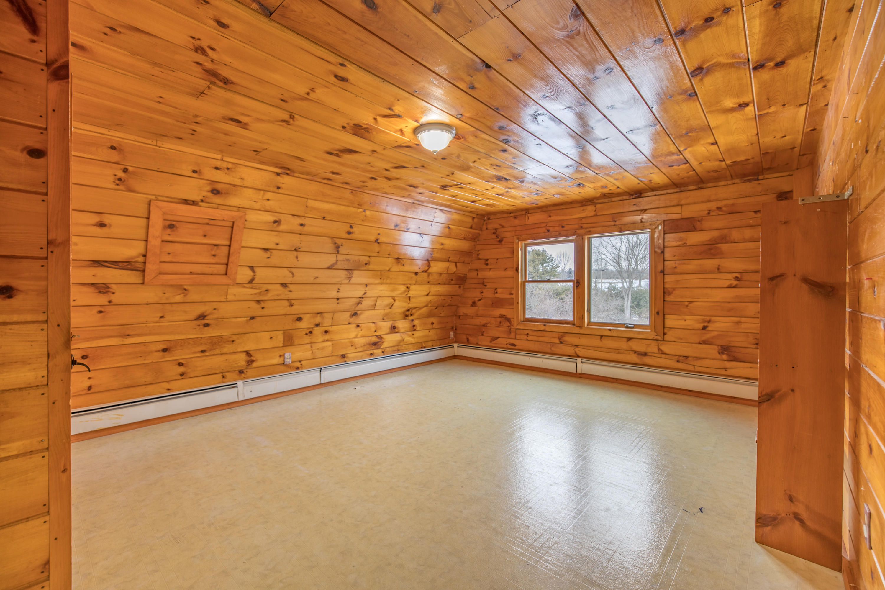 36 Gordon Road Dayton, ME 04005 - Photo 13 of 54 6I3A9451-HDR