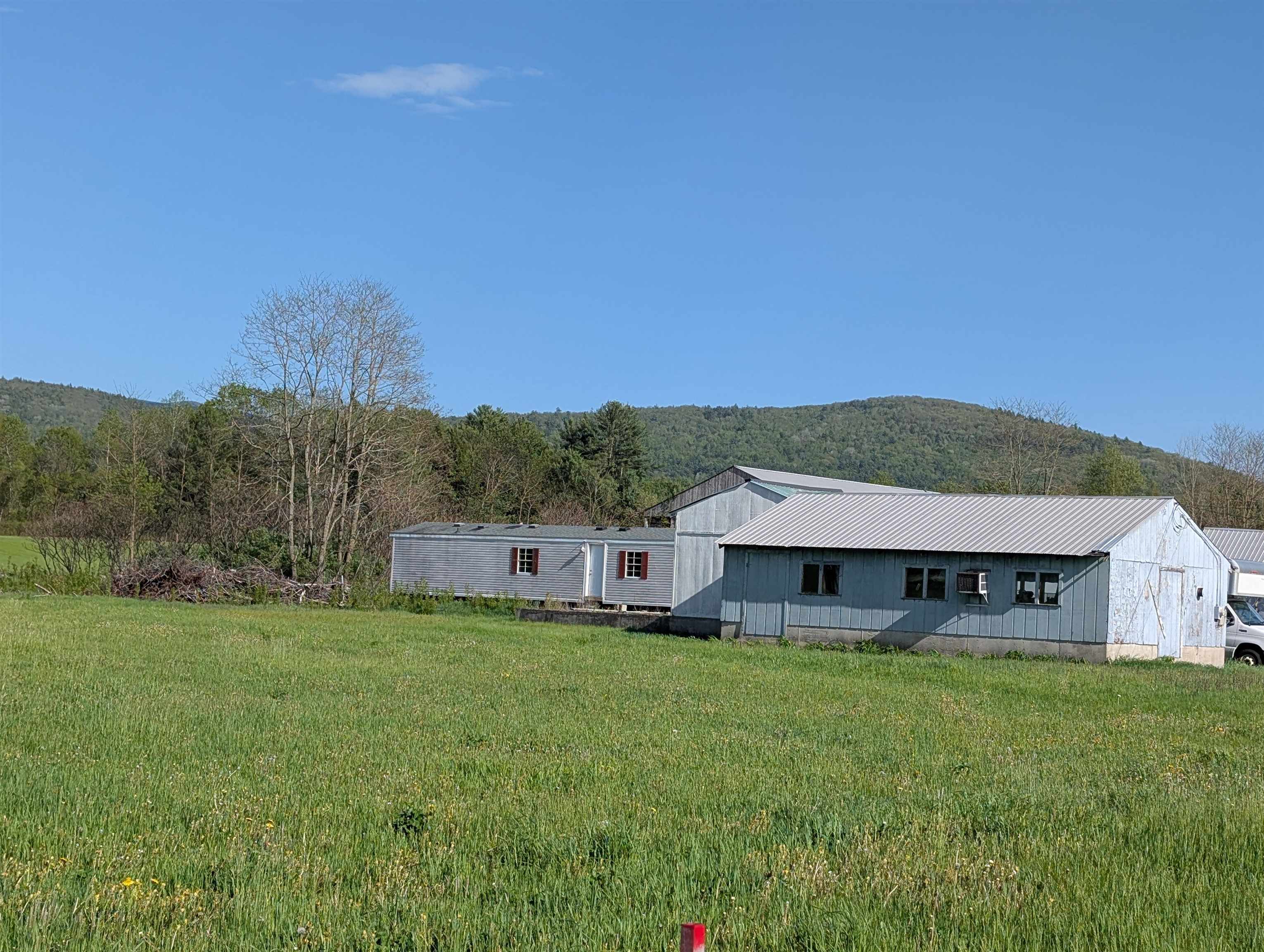 317 Brushwood Road Haverhill, NH 03774 - Photo 5 of 13