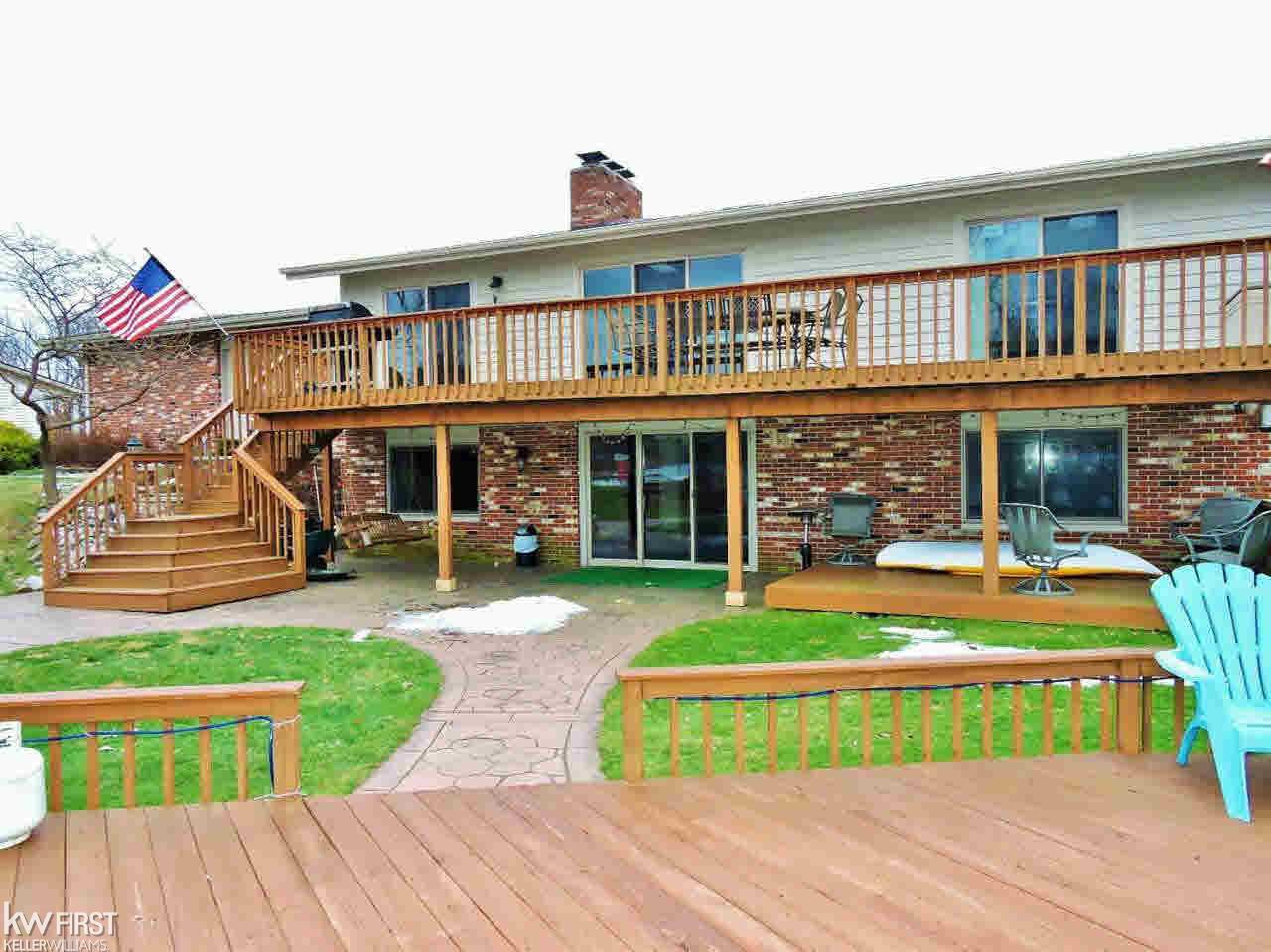 2458 Grove Park Road Fenton, MI 48430 - Photo 4 of 45 21248037-3.JPG