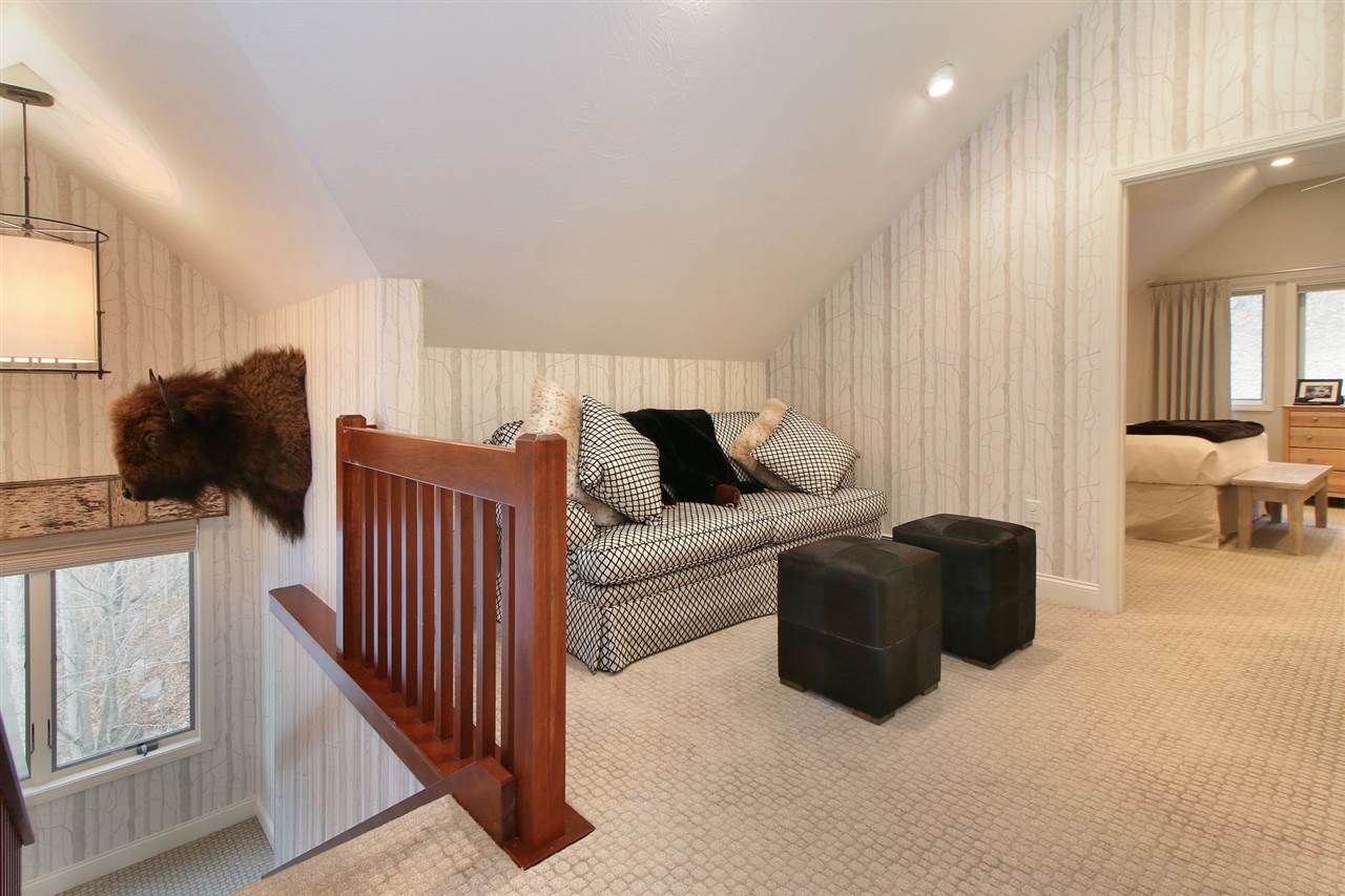 99 Flume Road, Unit 99 Lincoln, NH 03251 - Photo 29 of 37