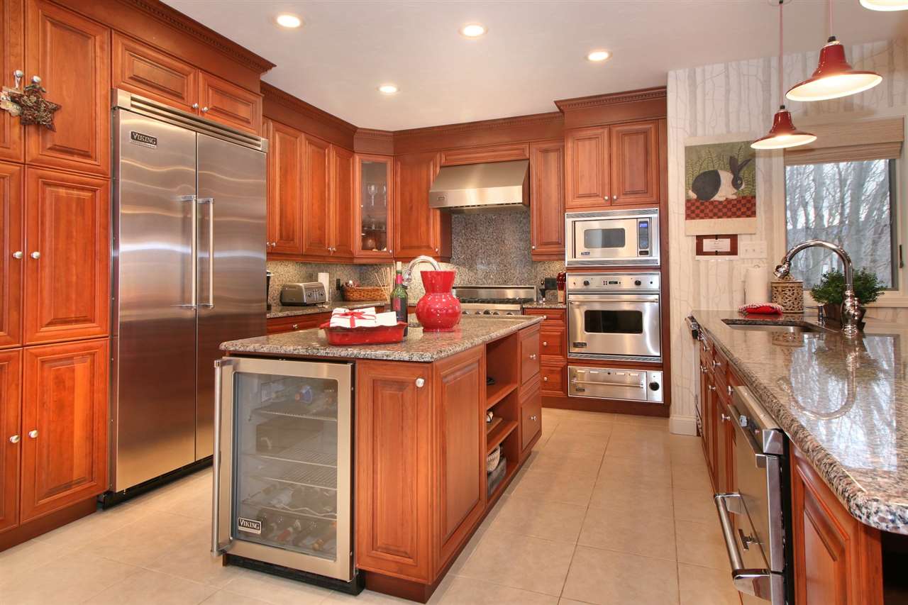 99 Flume Road, Unit 99 Lincoln, NH 03251 - Photo 4 of 37