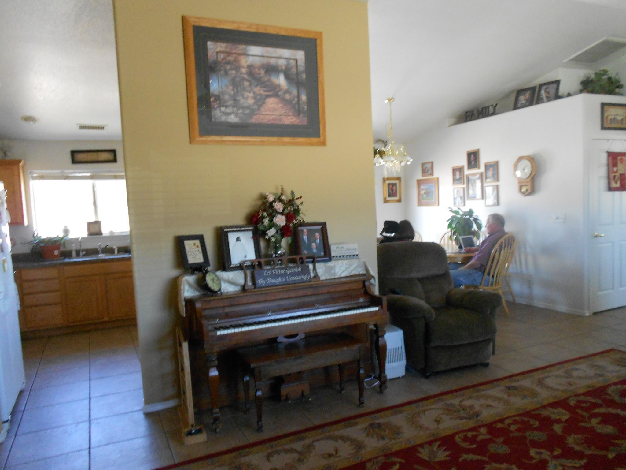 9345 North Bryant Road Flagstaff, AZ 86004 - Photo 7 of 20 9345 Bryant 012