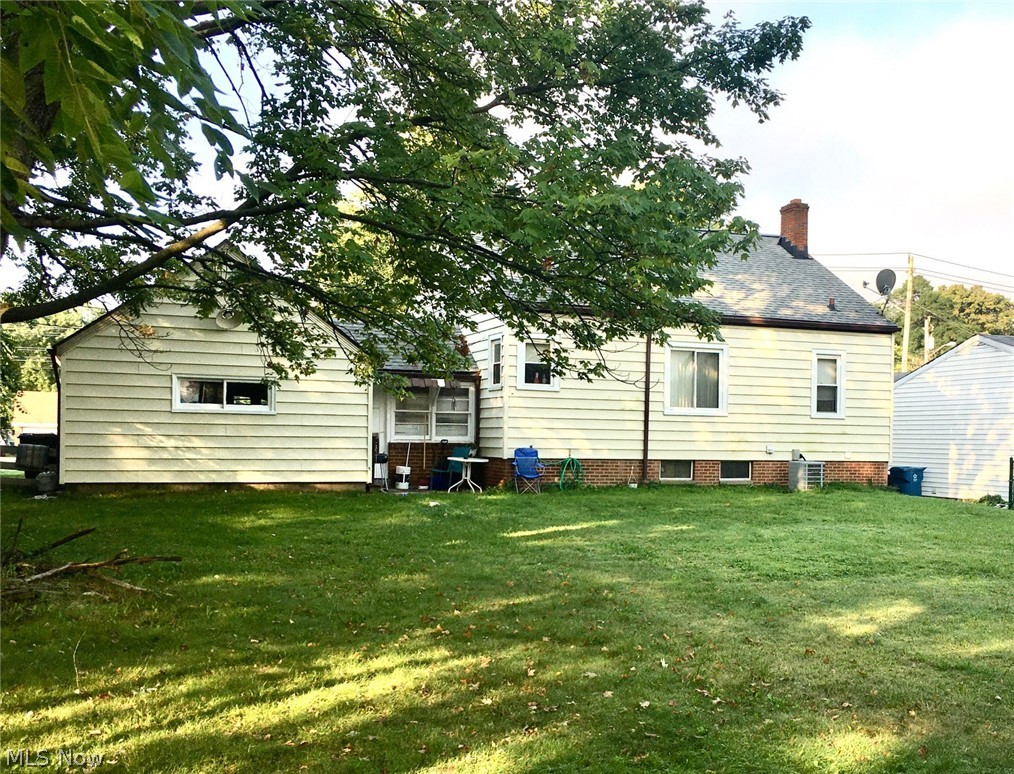6367 Stumph Road Cleveland, OH 44130 - Photo 24 of 30