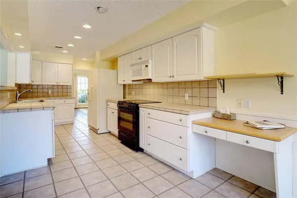 $3,150 | 6348 Juneau Road, Fort Worth, TX 76116