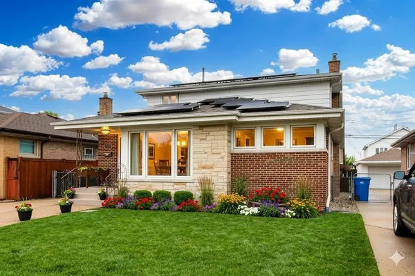 $649,000 | 5818 North Overhill Avenue, Chicago, IL 60631