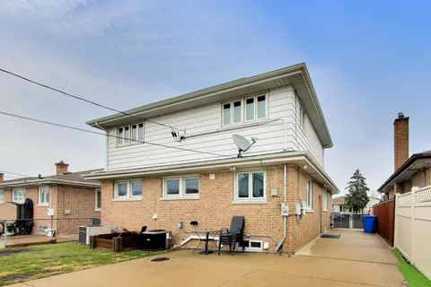 $675,000 | 5818 North Overhill Avenue, Chicago, IL 60631