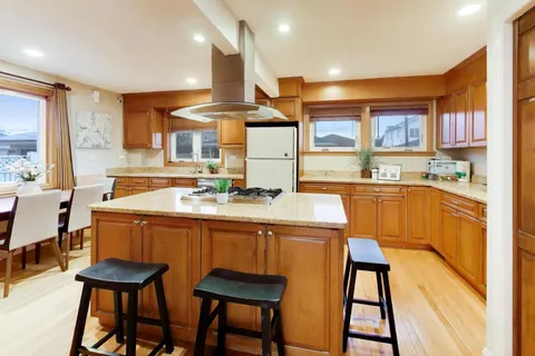 $675,000 | 5818 North Overhill Avenue, Chicago, IL 60631