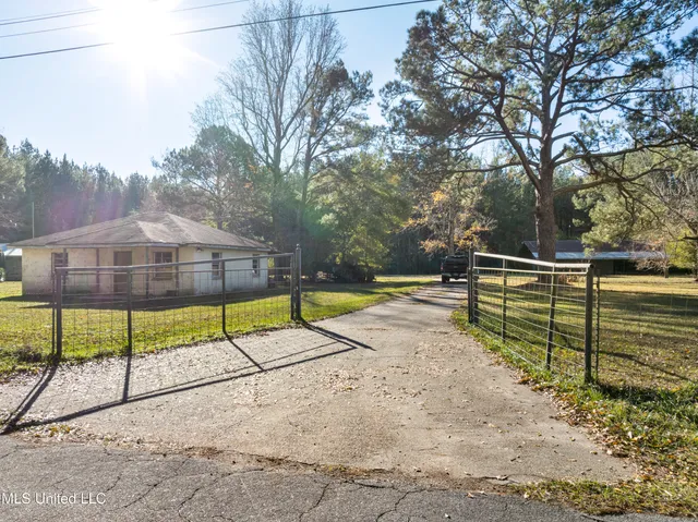 $399,900 | 482 County Home Road, Ellisville, MS 39437
