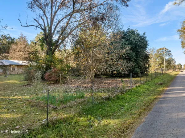 $399,900 | 482 County Home Road, Ellisville, MS 39437