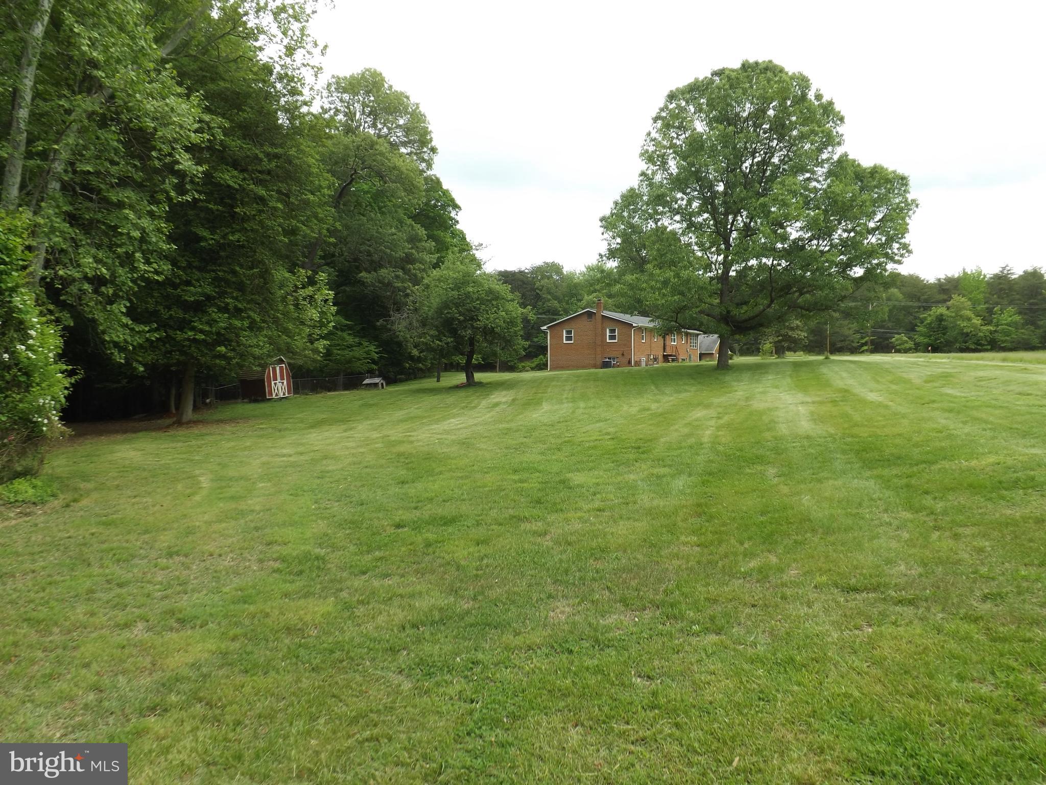 9901 Dangerfield Road Clinton, MD 20735 - Photo 33 of 39 Yard behind home