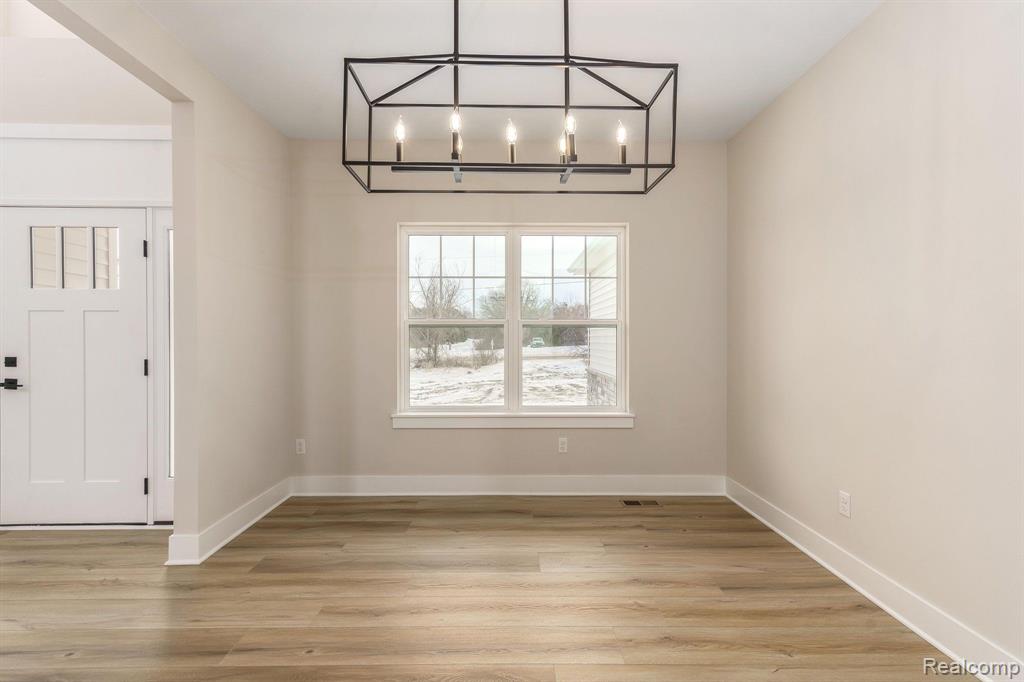 3280 Cedar Lake Road Howell, MI 48843 - Photo 5 of 46