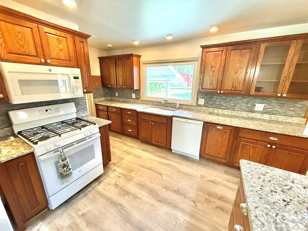 10844 Judd Road Willis, MI 48191 - Photo 11 of 43 11