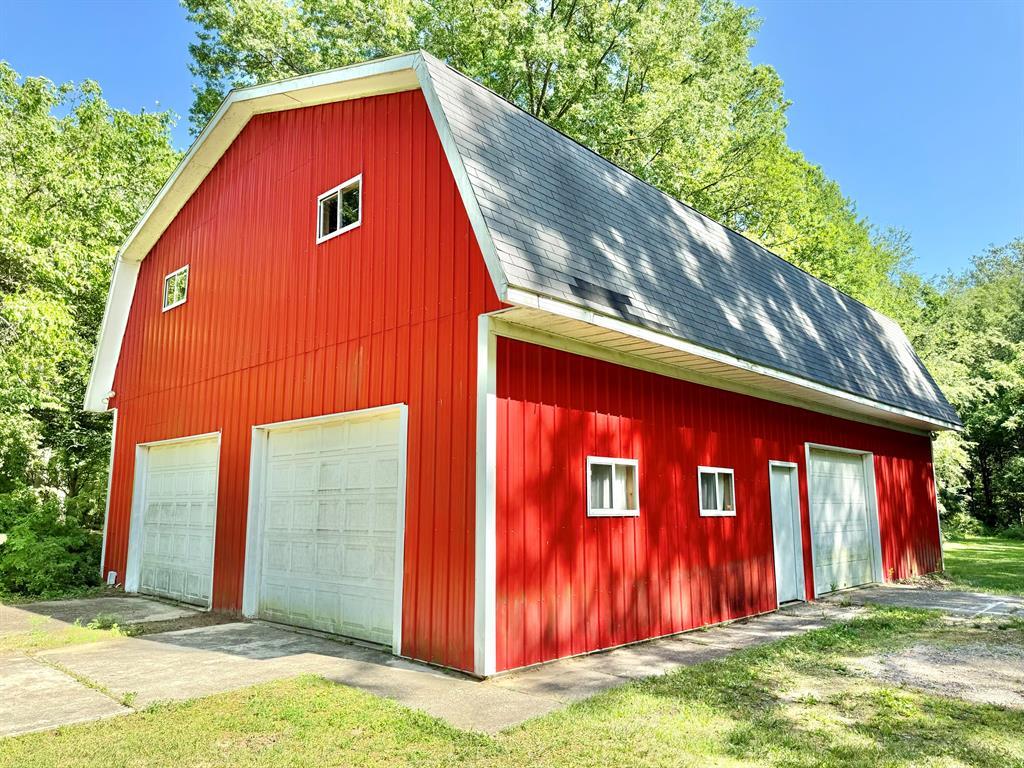 10844 Judd Road Willis, MI 48191 - Photo 5 of 43 5