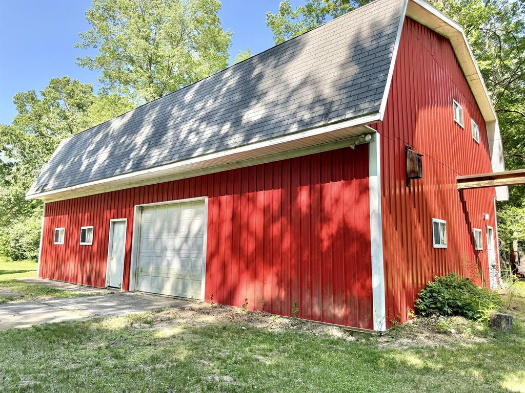 10844 Judd Road Willis, MI 48191 - Photo 6 of 43 6