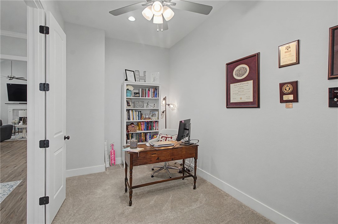 3555 Chantilly Path Bryan, TX 77808 - Photo 22 of 36