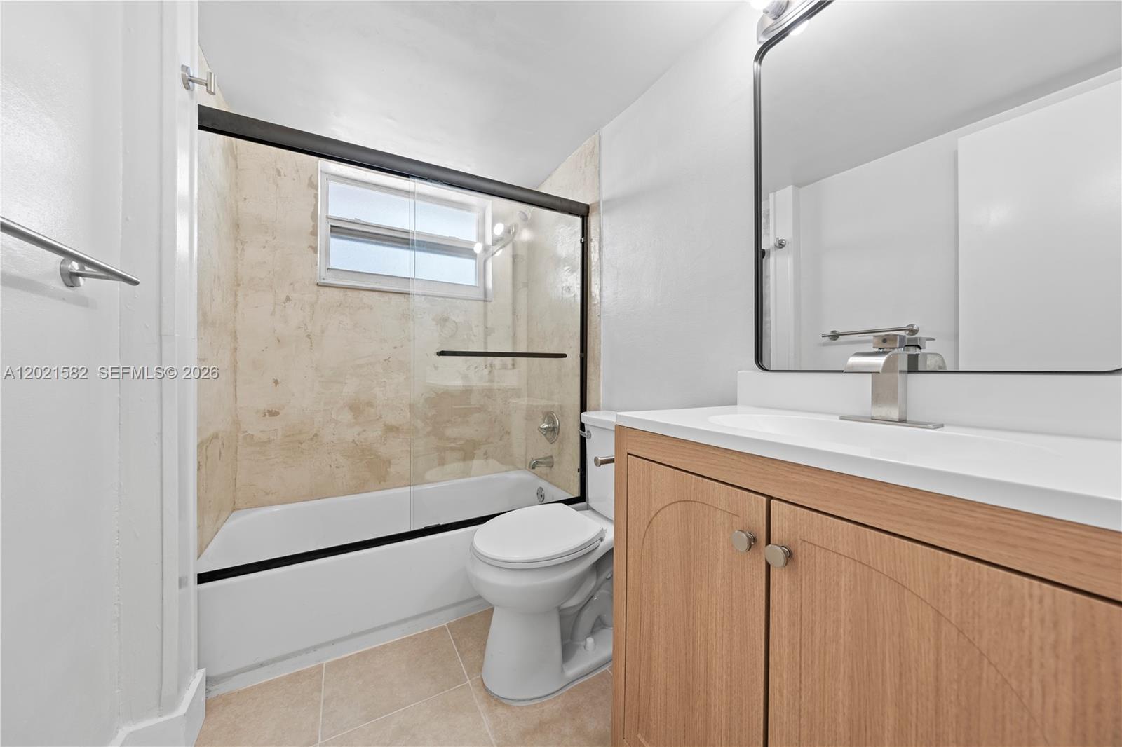 1300 Lincoln Road, Unit D204 Miami Beach, FL 33139 - Photo 15 of 26