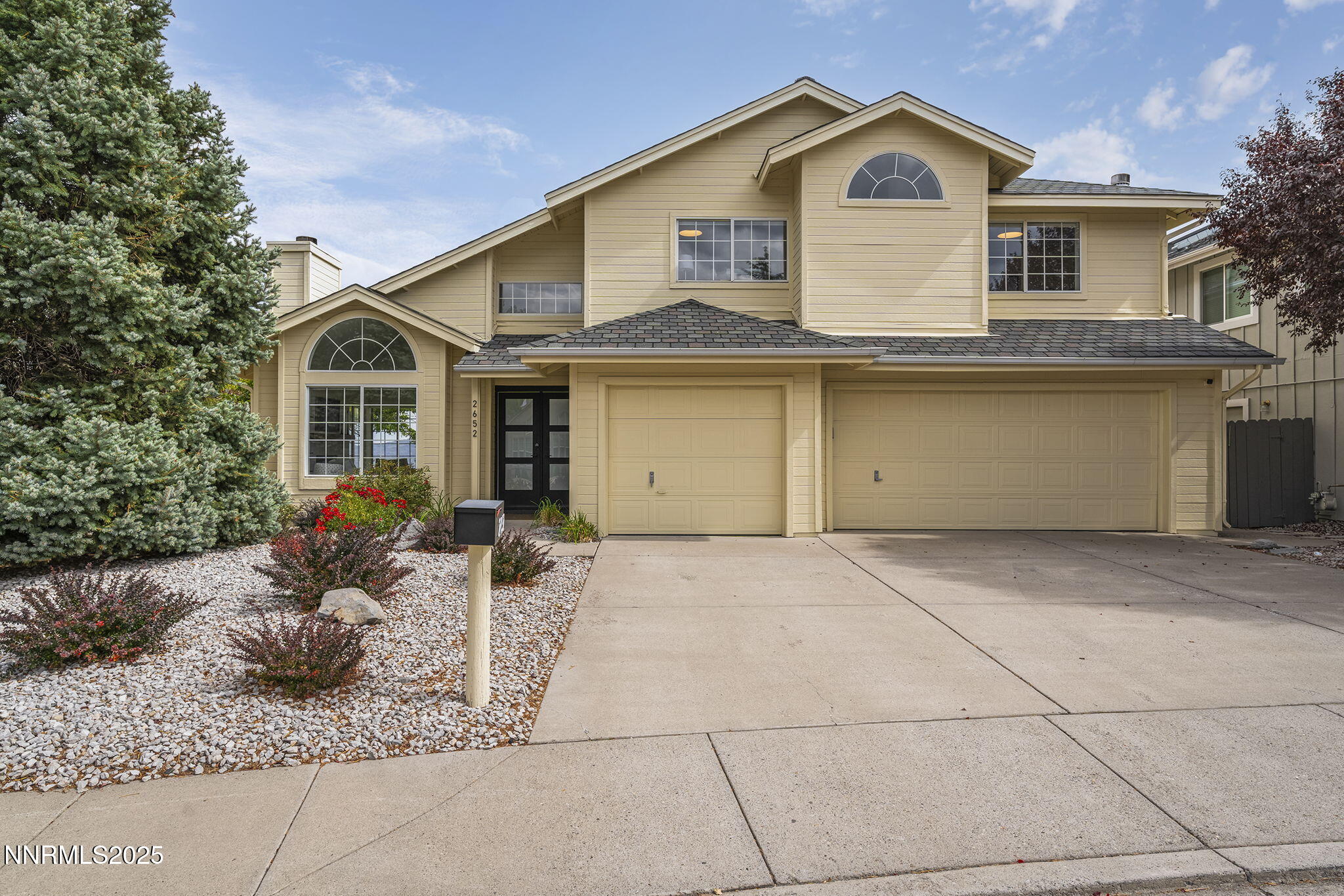 2652 Starr Meadows Loop Reno, NV 89519 - Photo 8 of 72 1-web-or-mls-_DSC1524