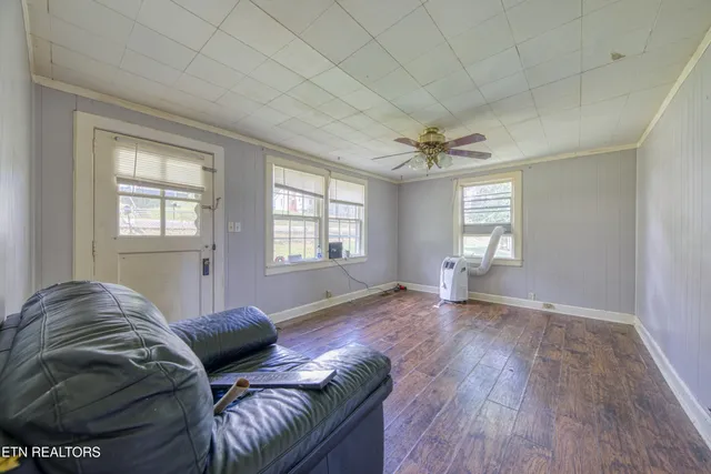 $159,900 | 817 Medaris Street, Clinton, TN 37716