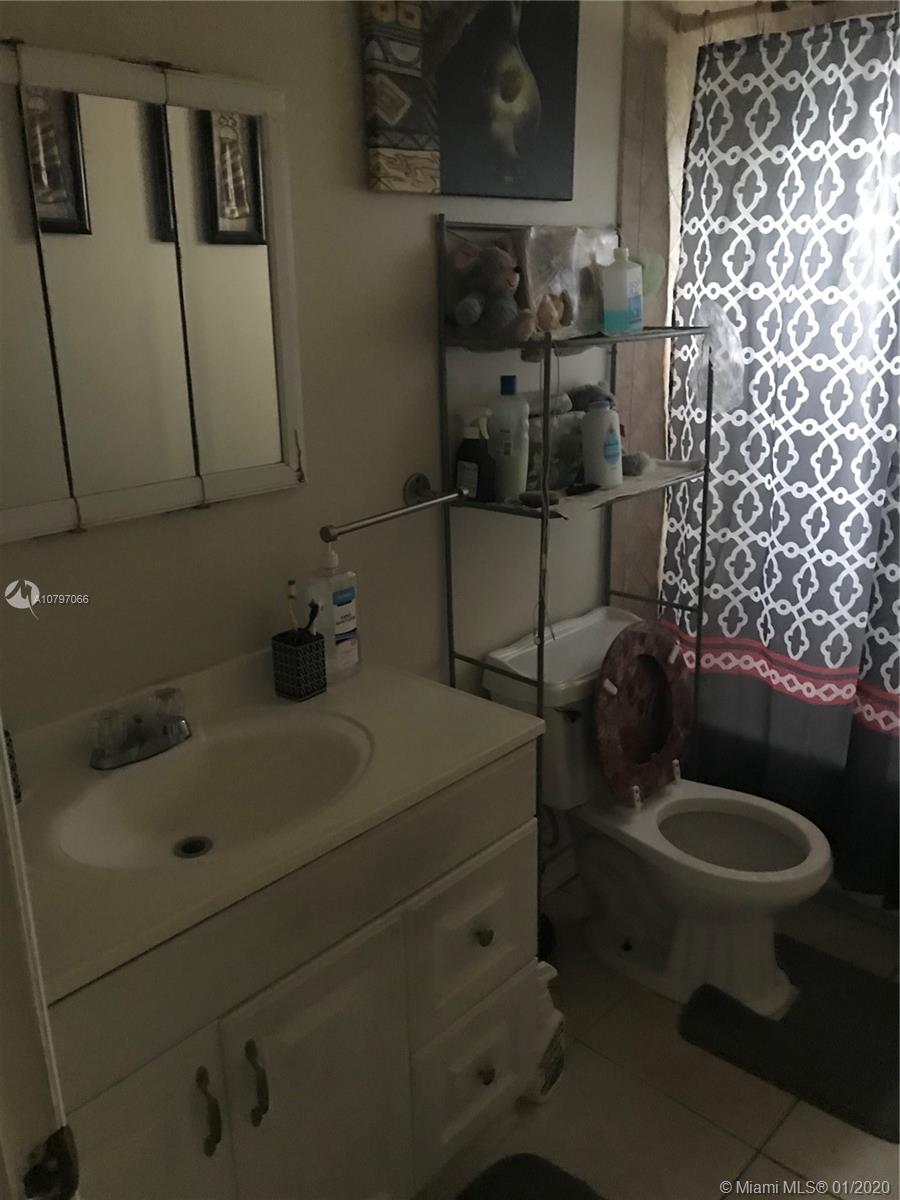 1472 AC Evans Street Riviera Beach, FL 33404 - Photo 8 of 8 Gallery Image 8