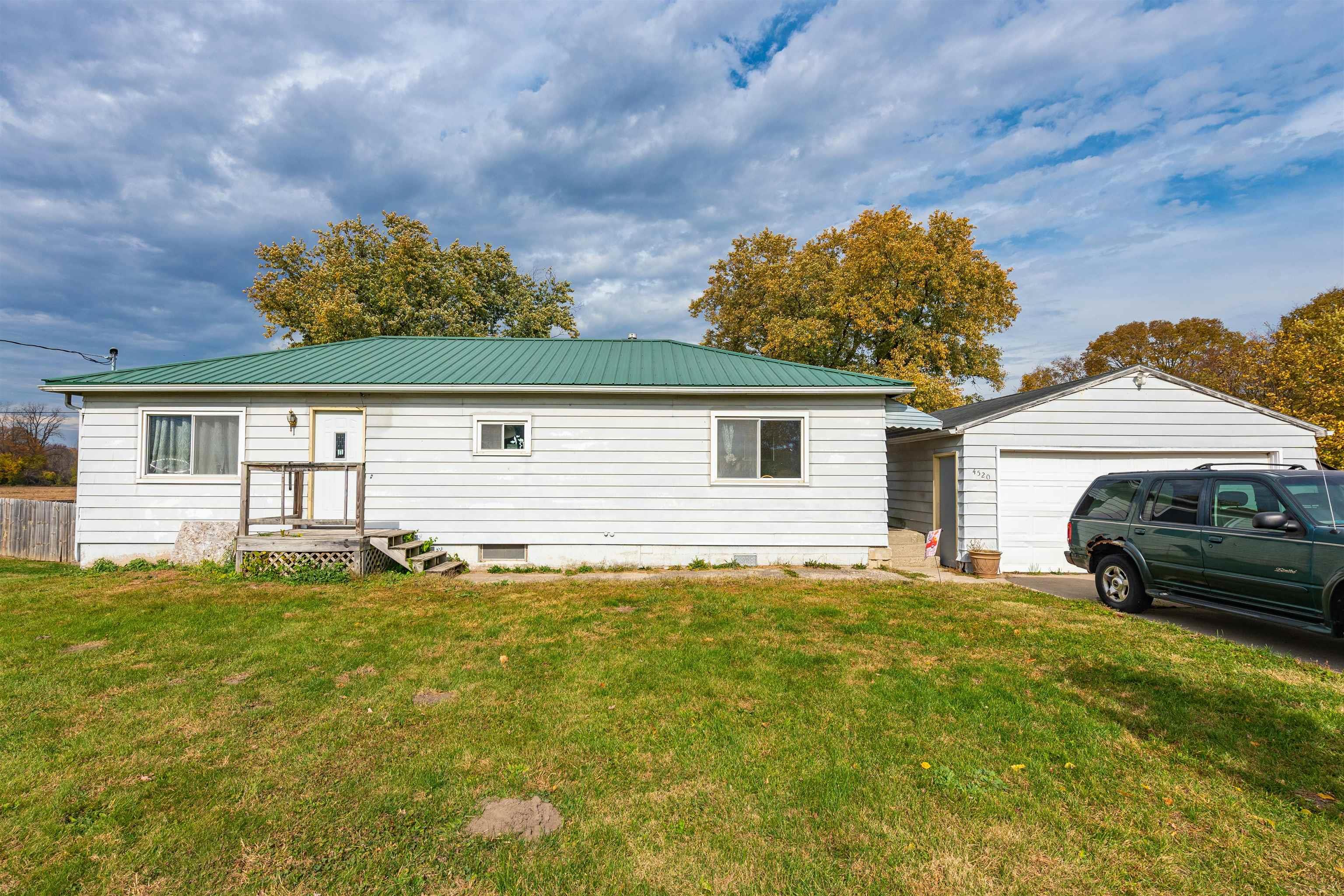 4520 Knoll Road Fort Wayne, IN 46809 - Photo 1 of 22