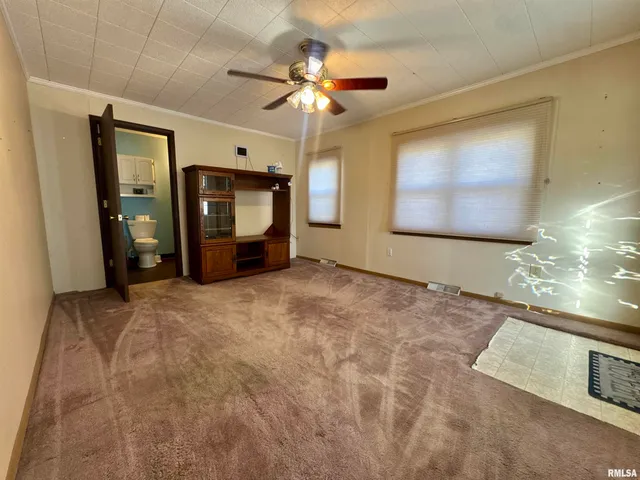 $130,000 | 305 Railroad Street, Tamms, IL 62988