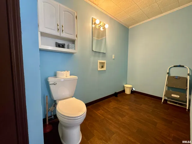 $130,000 | 305 Railroad Street, Tamms, IL 62988