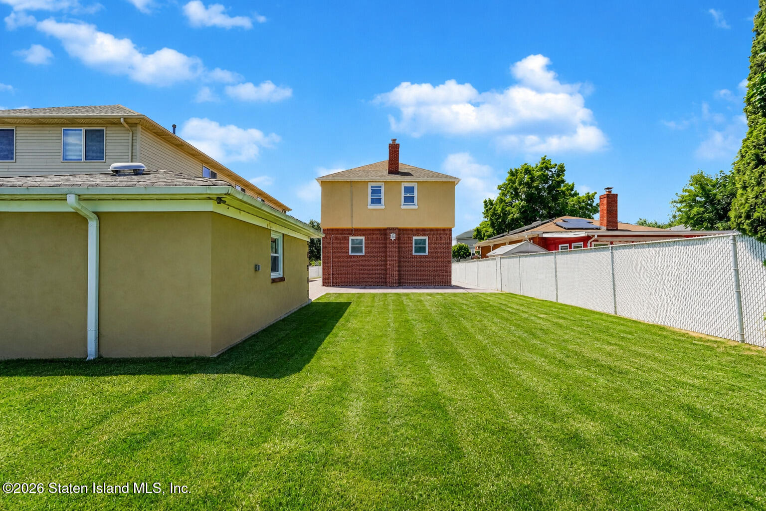 76 Mill Road Staten Island, NY 10306 - Photo 9 of 46 9